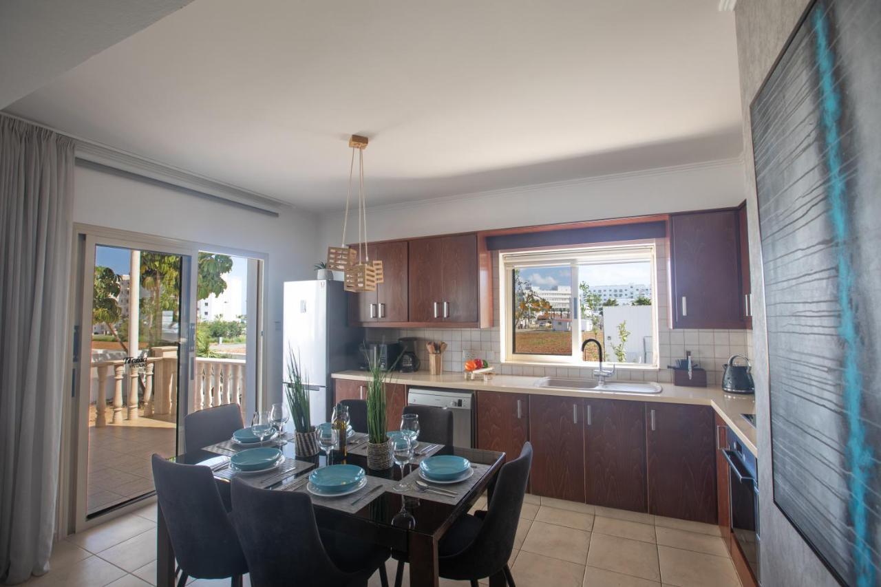 Tonia Seaview Villas بروتاراس المظهر الخارجي الصورة