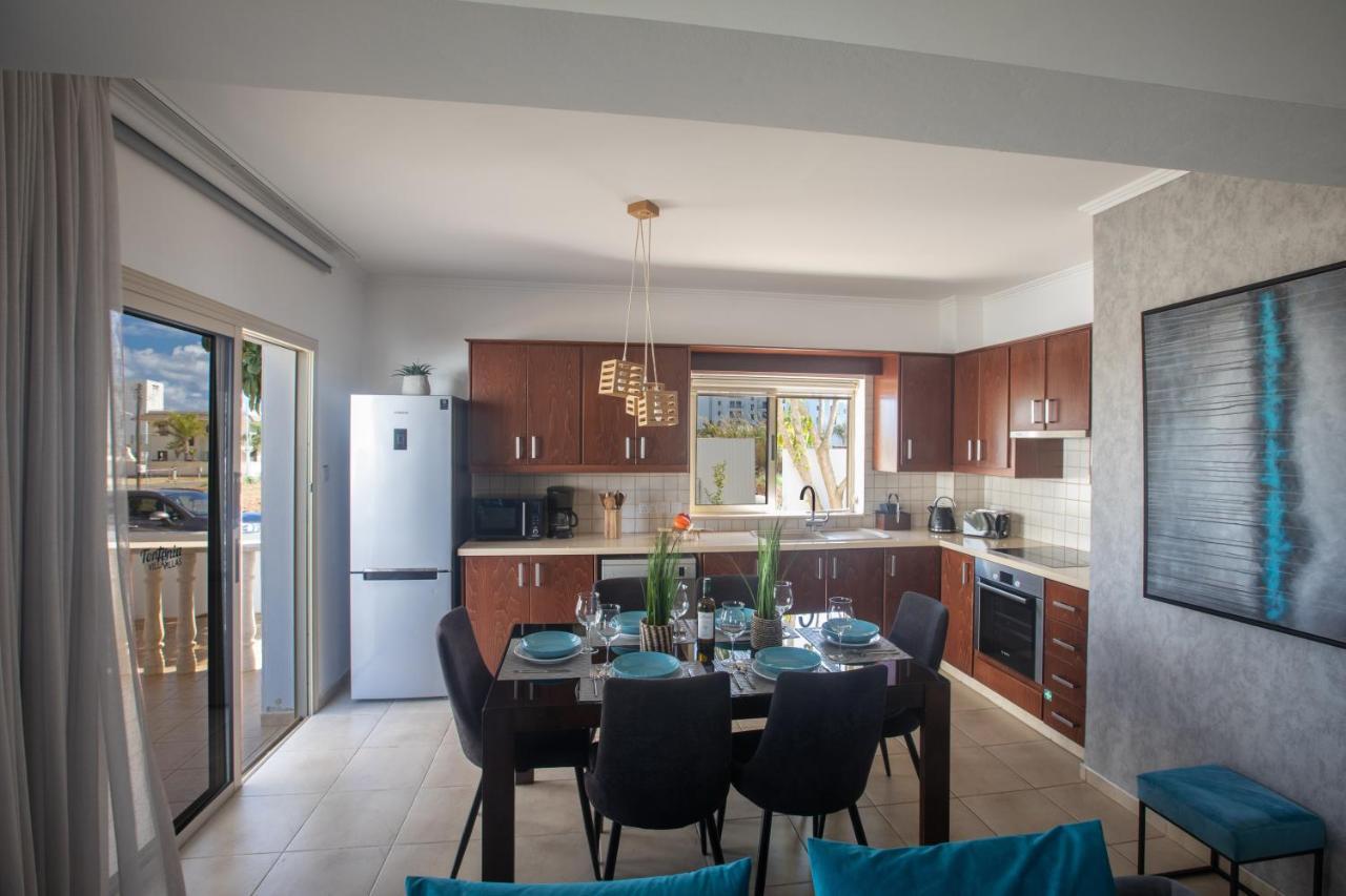 Tonia Seaview Villas بروتاراس المظهر الخارجي الصورة